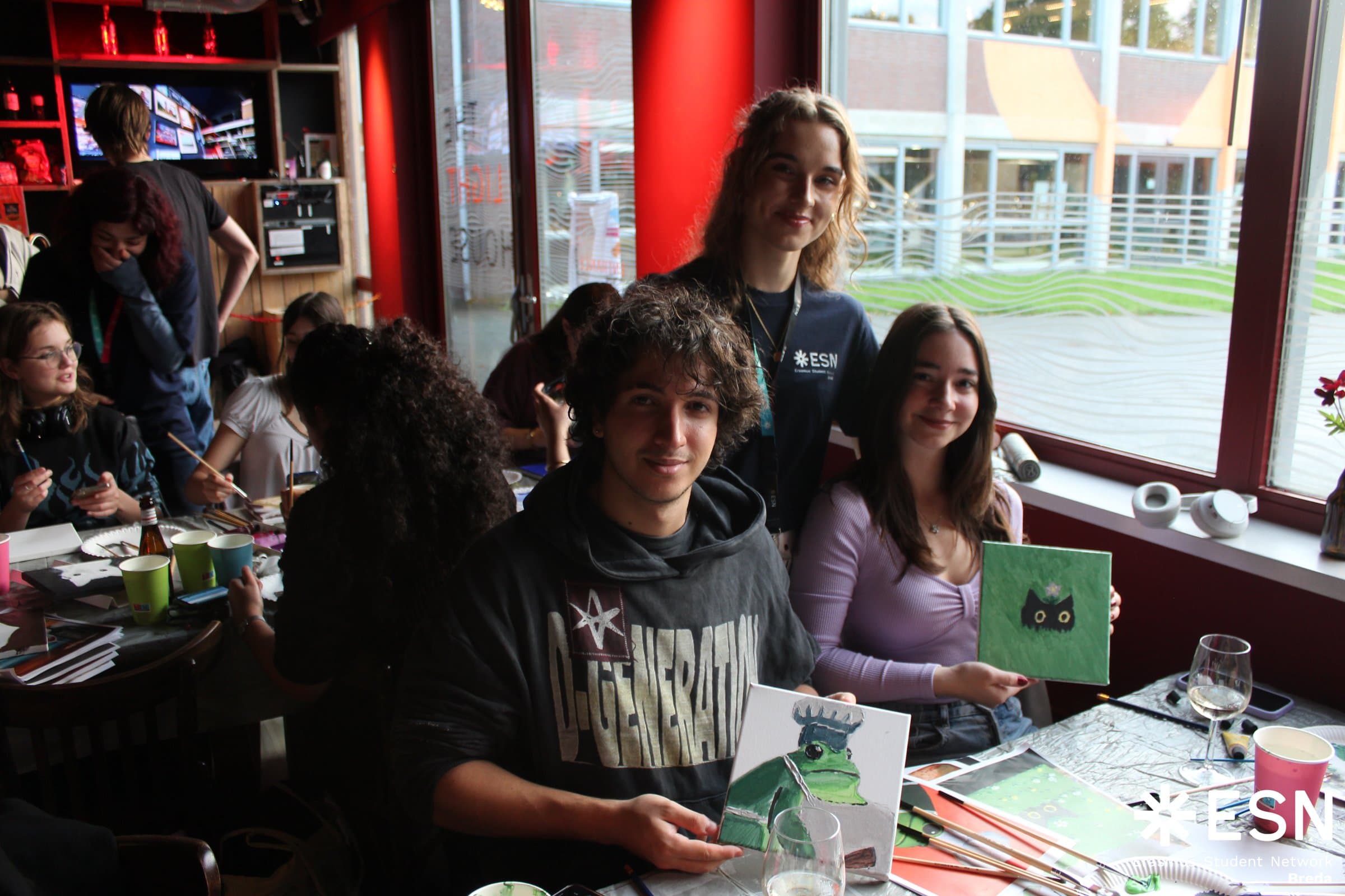 International students sharing artwork at an ESN Breda workshop