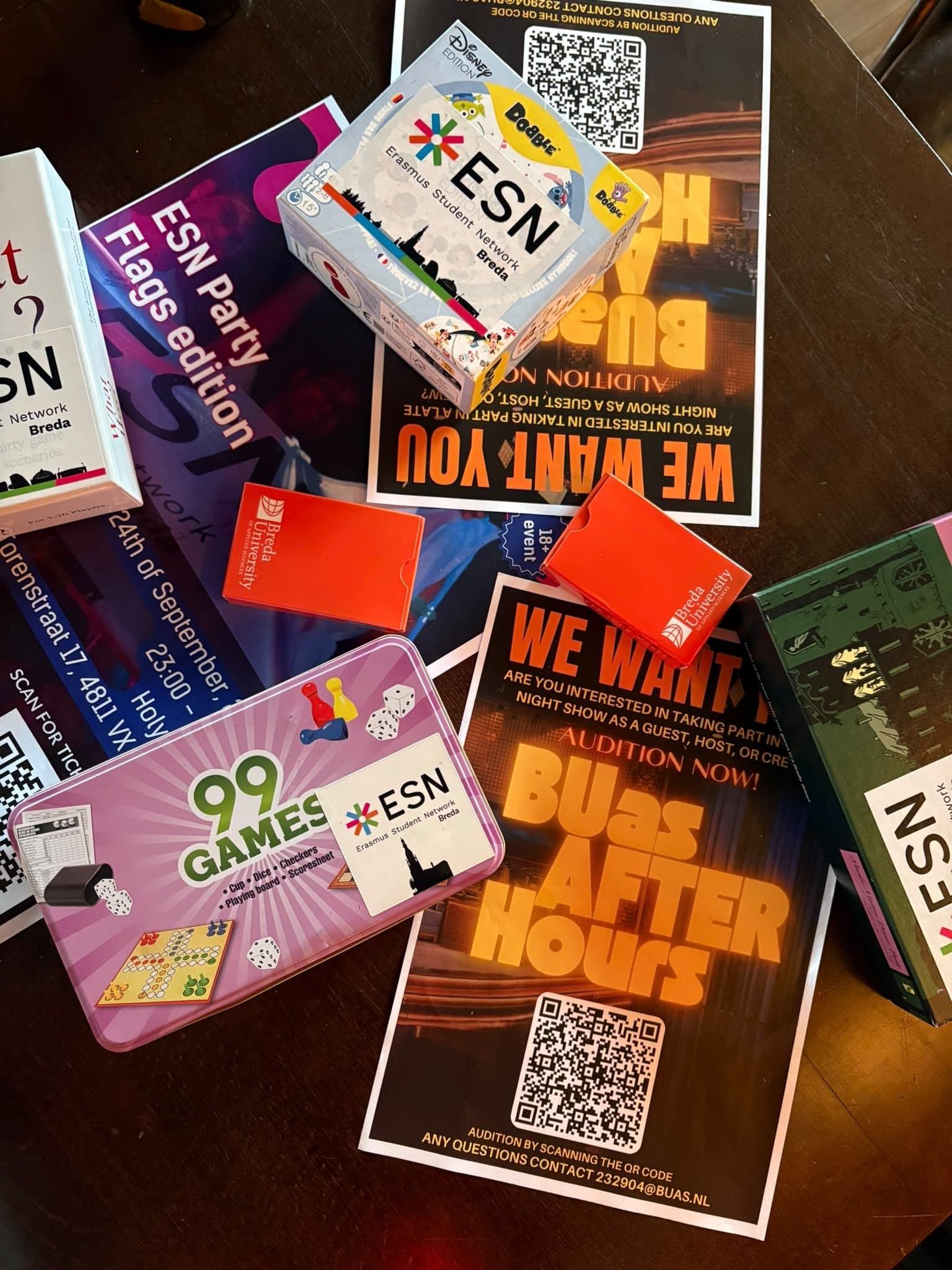 Colorful ESN Breda event cards and activity materials