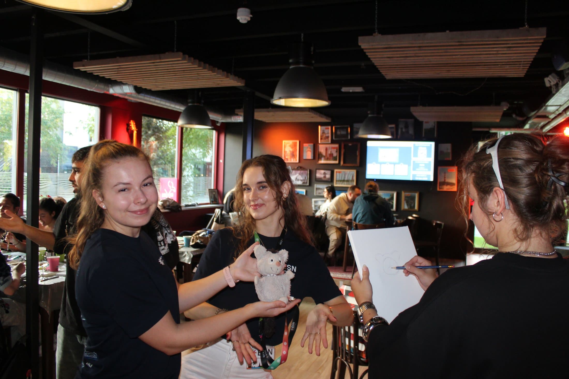 ESN Breda volunteers presenting their mascot during an activity
